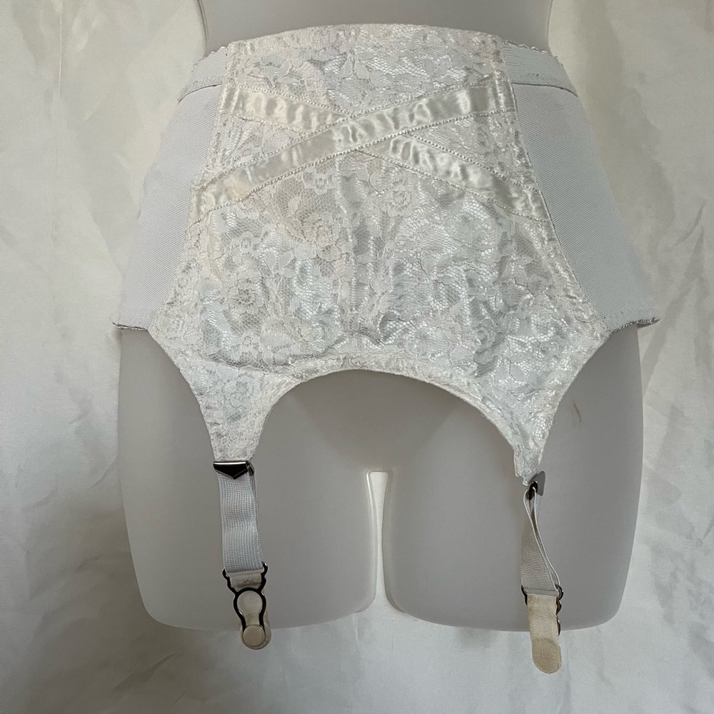 🦢 Vintage ILGWU 50s 60s Garter Belt Gurdle Lingerie Boudoir